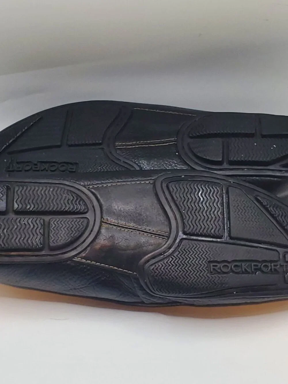 Rockport Women’s Black Leather Size 9 Slip-On Loafers